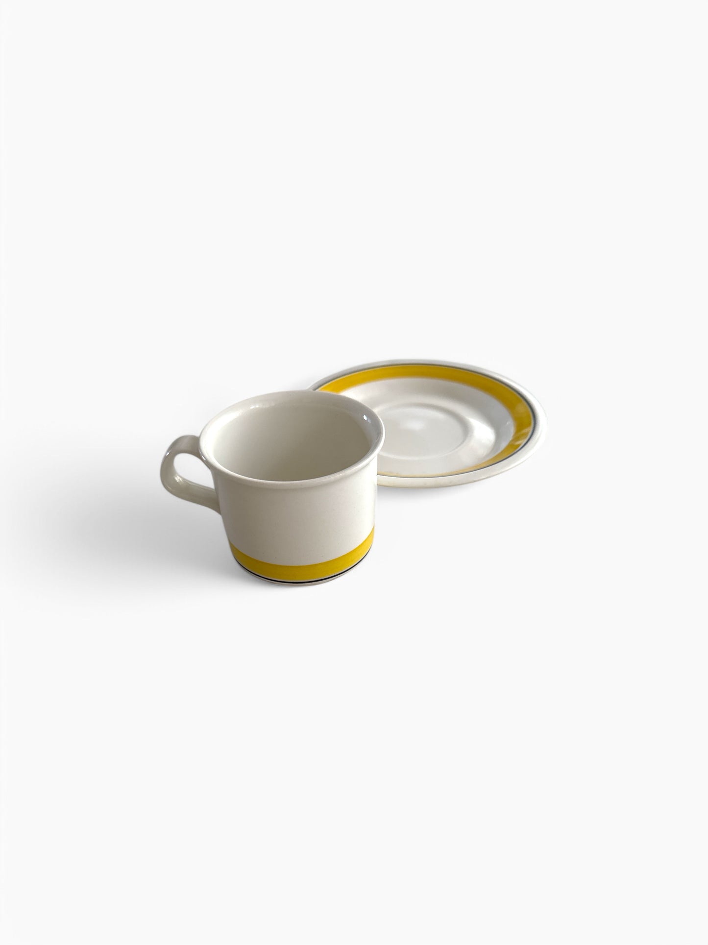 Arabia Faenza geel kop en schotel