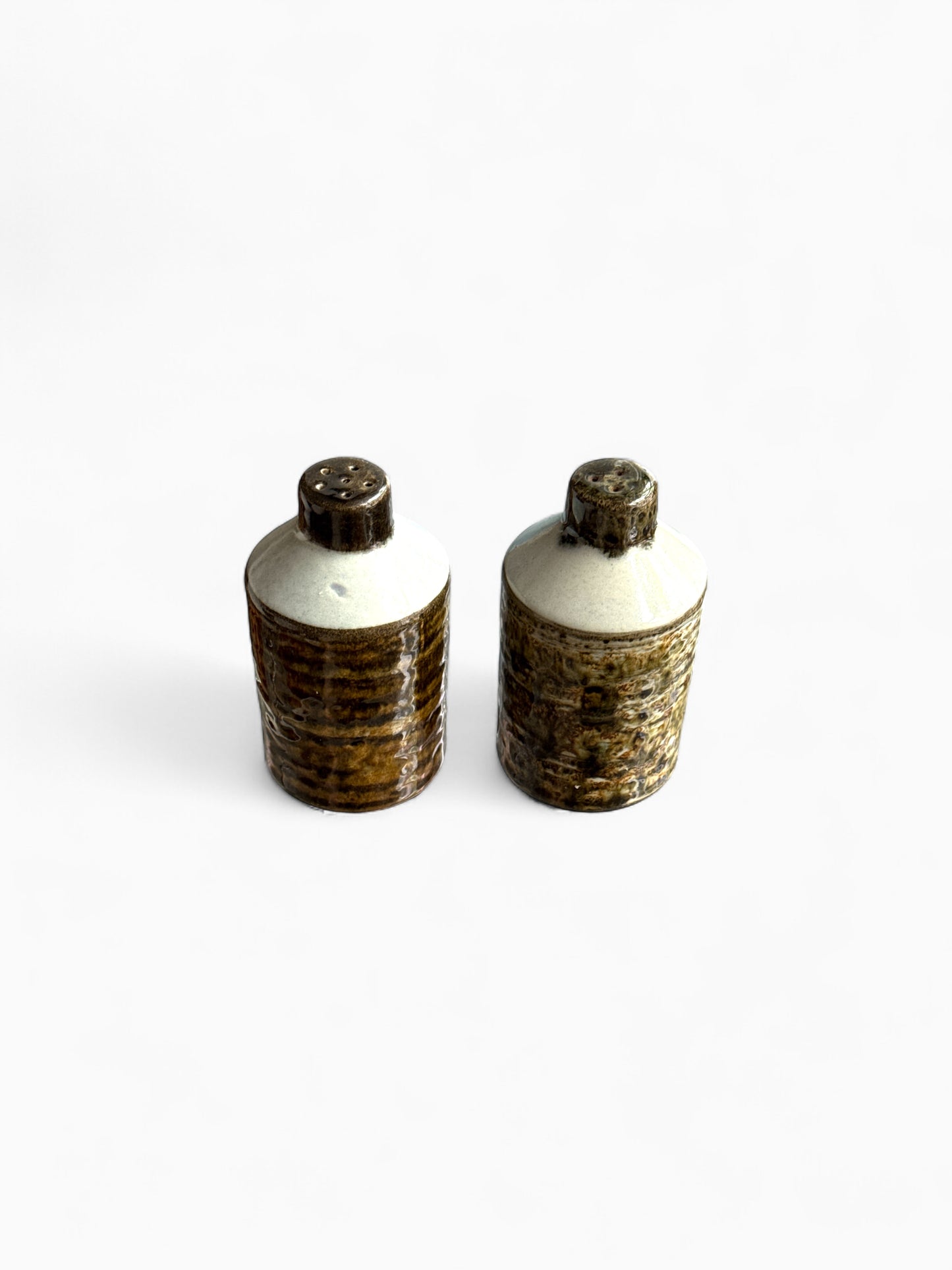 Vintage Peper- en Zoutstel – Handgemaakt Keramiek